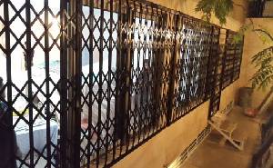 قیمت حفاظ پنجره به چه عواملی بستگی دارد؟ 3 window protector 5