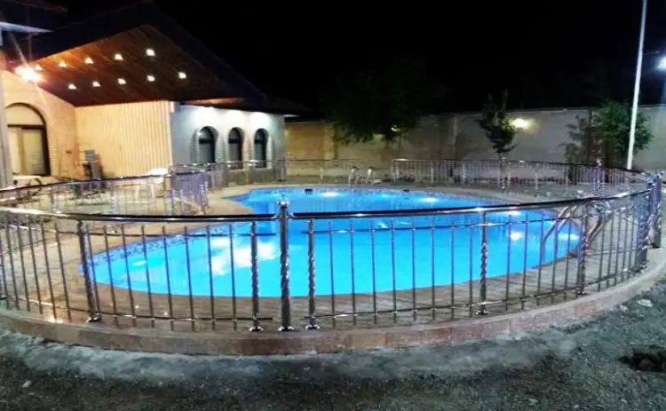steel pool fence 1 1